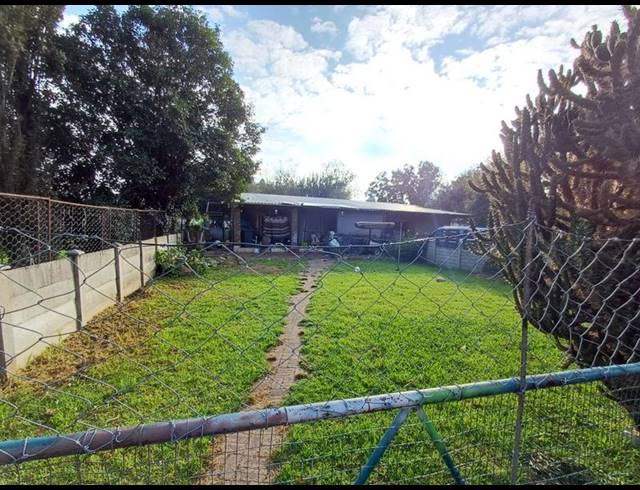 FARM FOR SALE IN UNITAS PARK